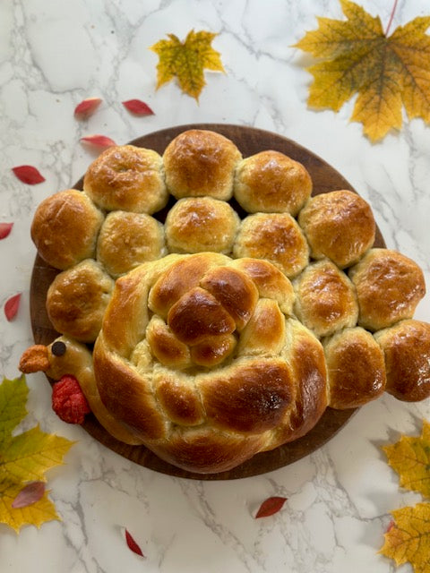 Thanksgiving Series Classes: Turkey Shaped Centerpiece, Candied Pecan and Cranberry Babka, Challah Stuffing and Stuffing Muffins, and Sweet Potato Pie  🦃